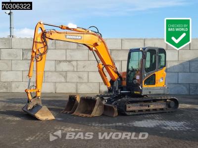 Doosan DX85 R-3 A/C - 3 Buckets in vendita da BAS World B.V.