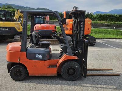 Toyota 62-7FDF25 in vendita da Omeco Spa