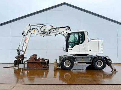 Liebherr A914 Compact - Triple Boom / Many extra attachment Foto 1