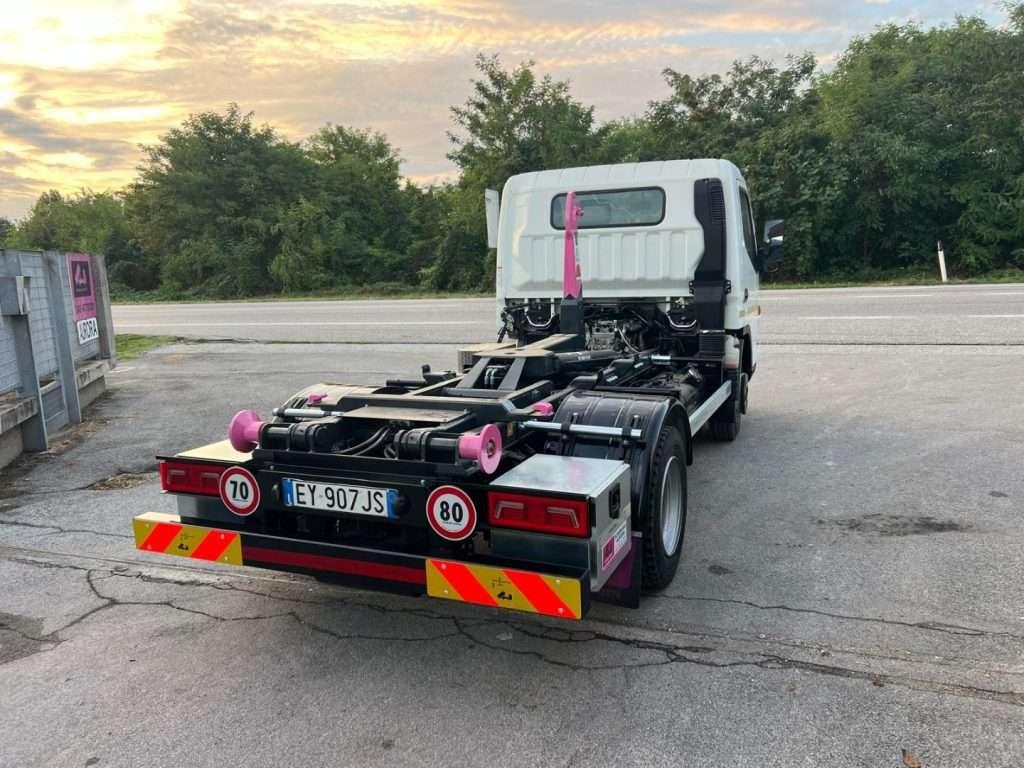 Mitsubishi FUSO 7C15 SCARRABILE NUOVO Foto 5