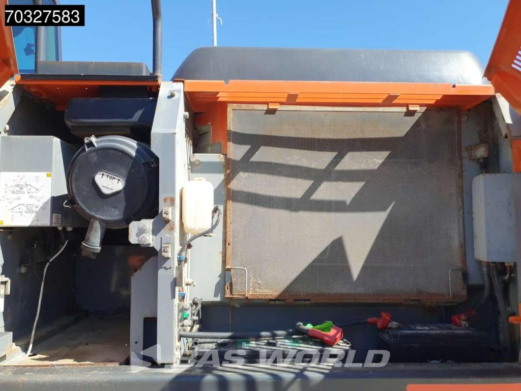 Hitachi ZX210 LC -6 Foto 21