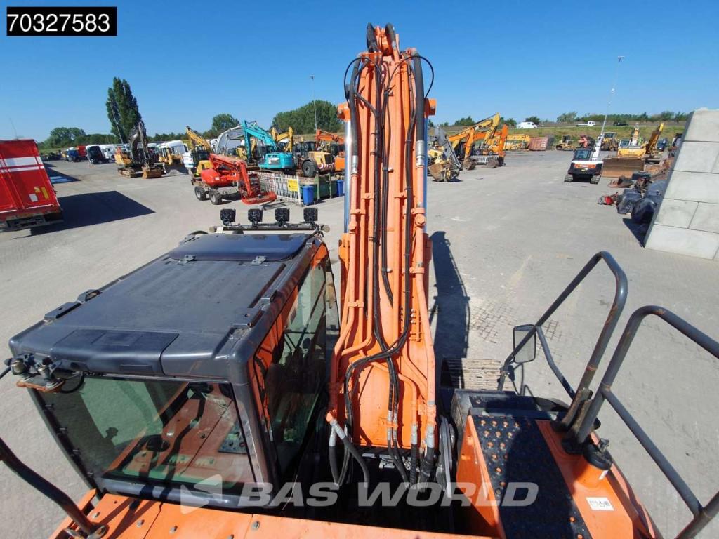 Hitachi ZX210 LC -6 Foto 23
