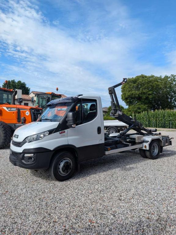 Iveco Daily 72C18 Foto 1