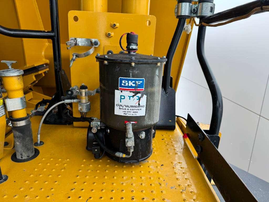 Caterpillar 772G - Automatic Greasing / Body Heating Foto 30