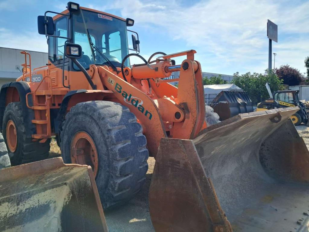 Doosan DL300 Foto 3