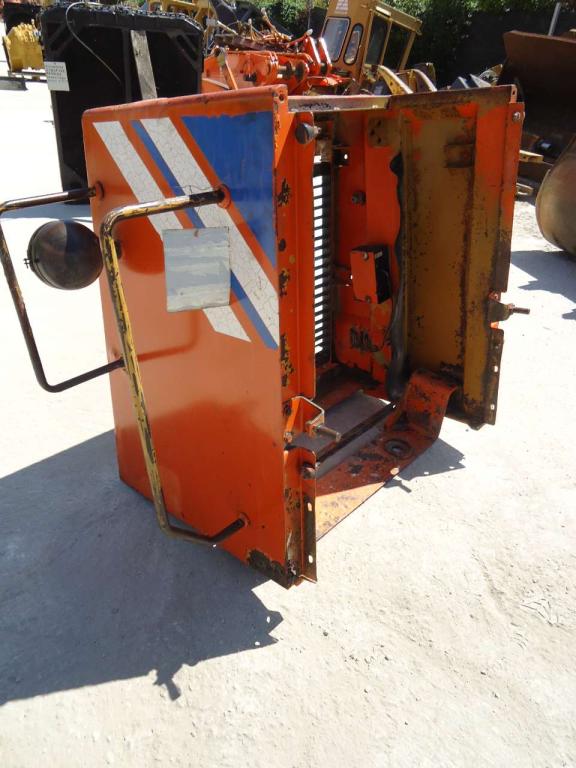 Mascherone per Fiat Hitachi FR160 Foto 3