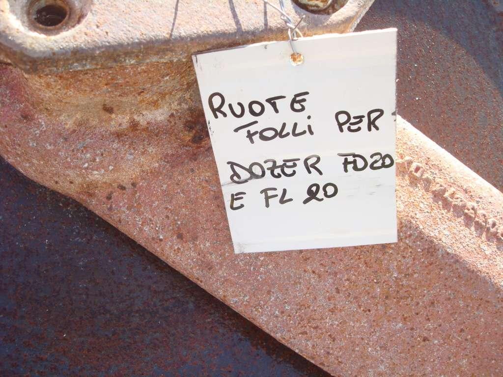Ruota folle per DOZER FD20 - FL20 Foto 5