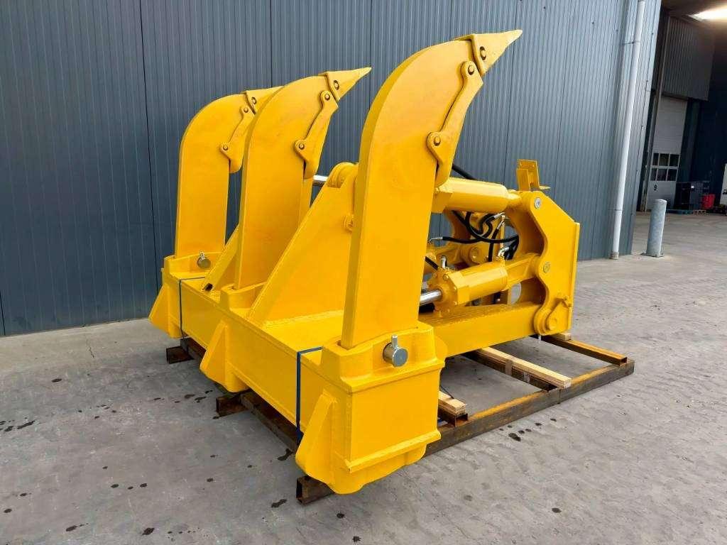 Komatsu D155 Foto 1