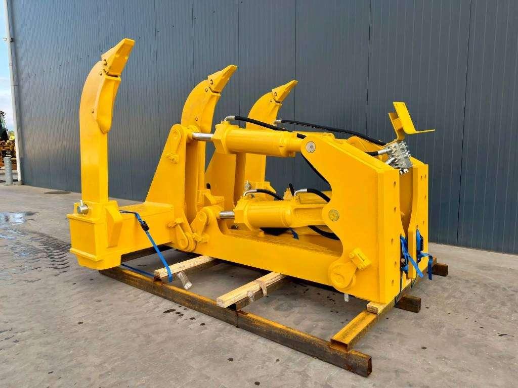 Komatsu D155 Foto 3