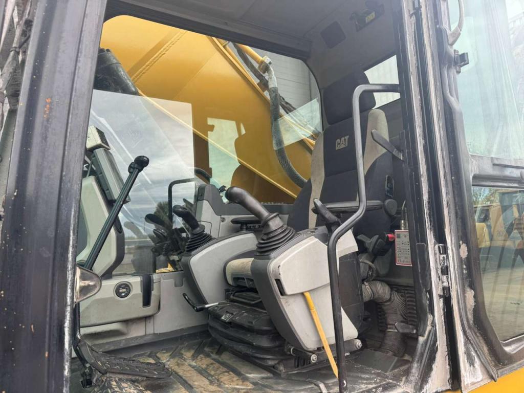 Caterpillar 336FL Tracked material handler Foto 11