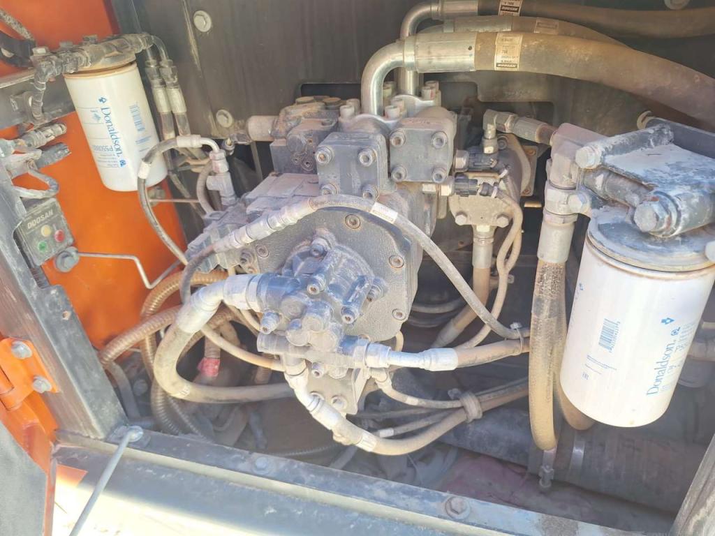 Doosan DX240NLC Foto 3