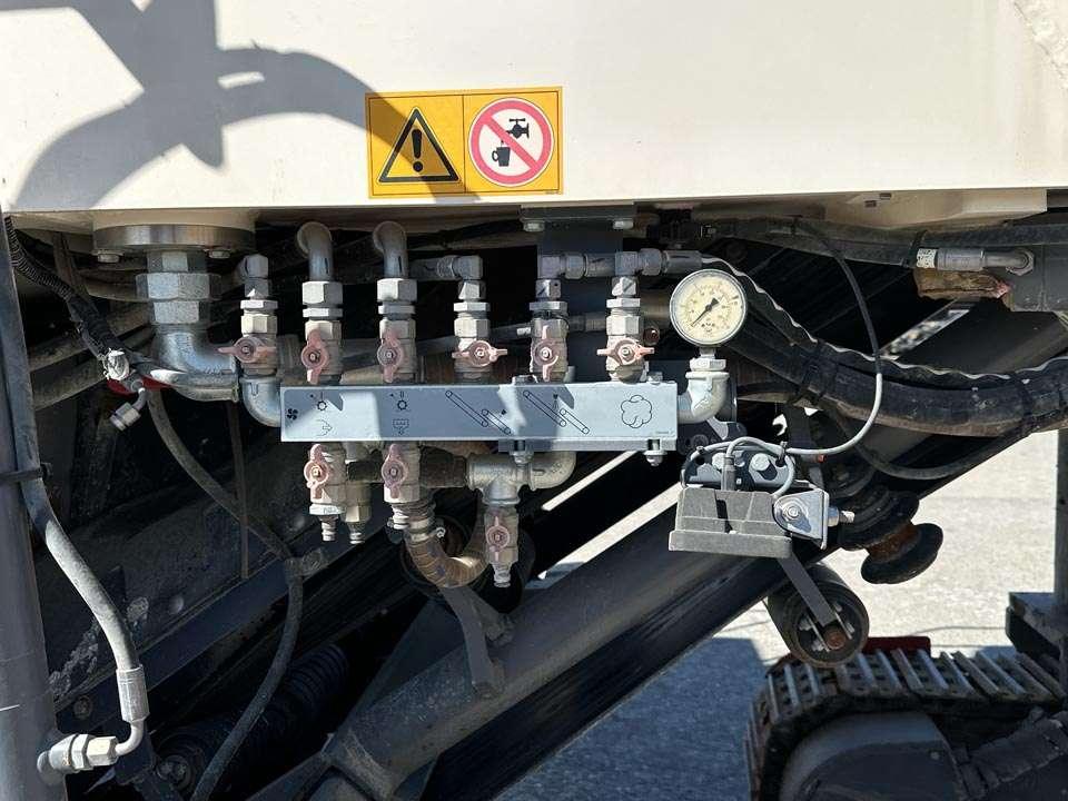 Wirtgen W 210 XP Foto 10
