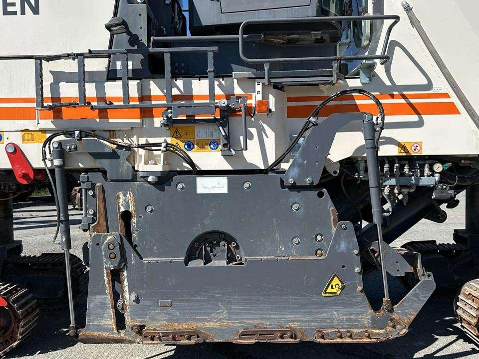 Wirtgen W 210 XP Foto 6