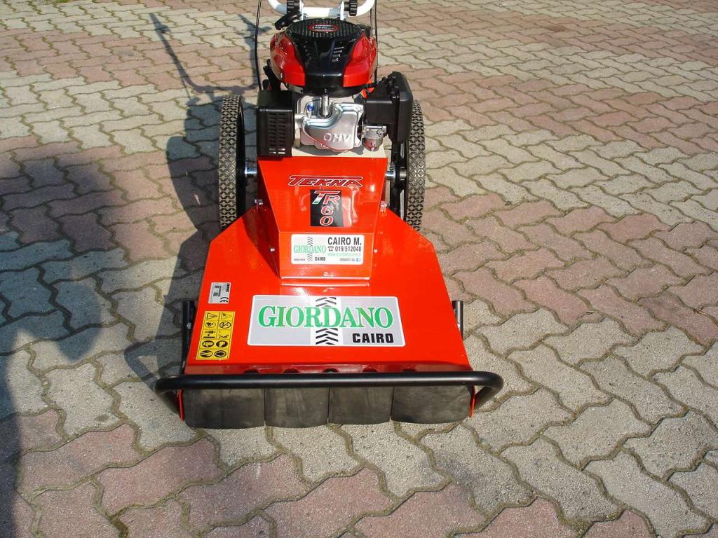 Tekna TRIMMER SFALCIATUTTO SEMOVENTE CON RUOTE MOTRICI TEKNA TR 60 Foto 17