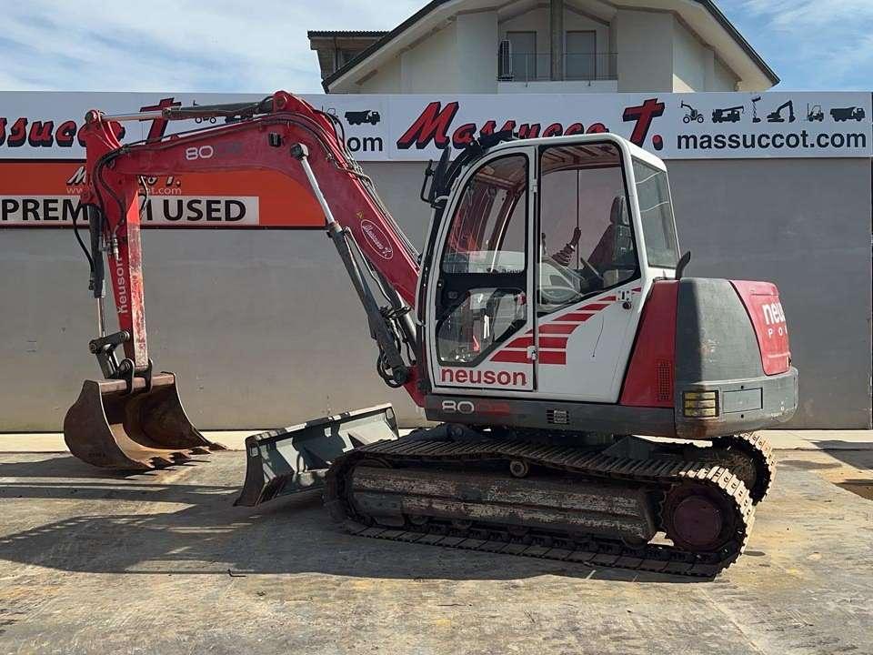 Neuson 8002 Foto 3