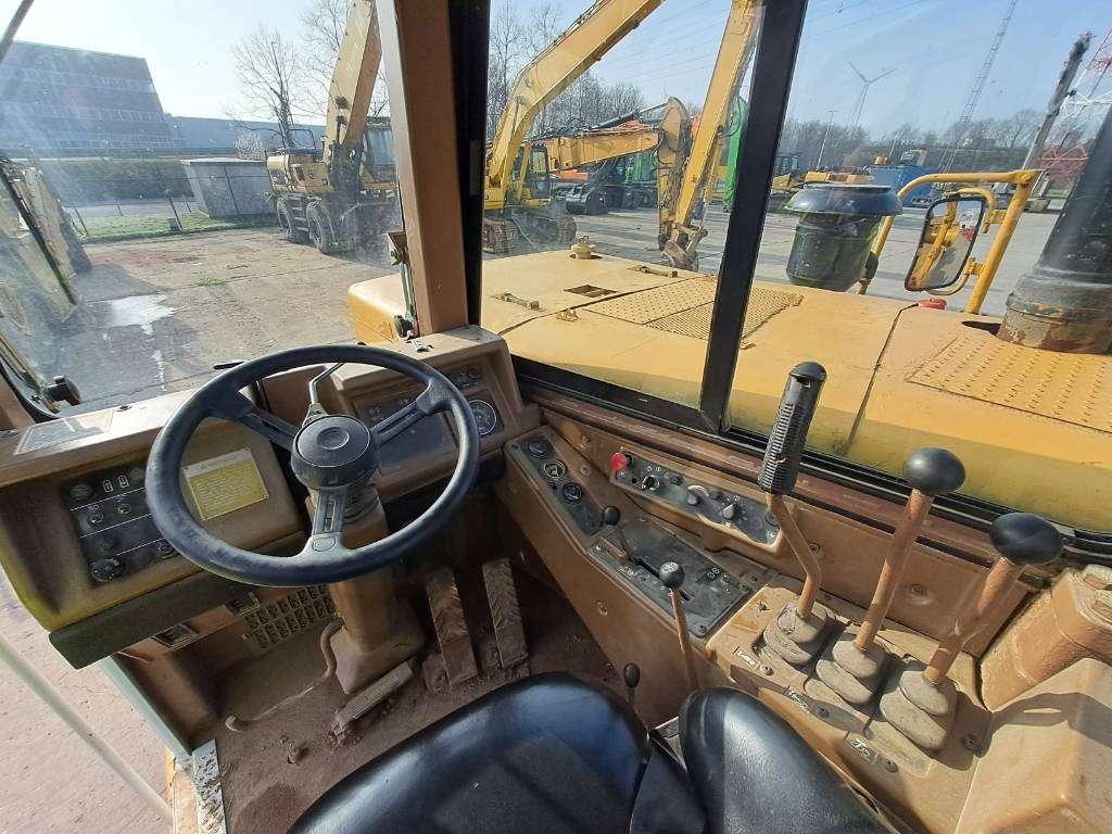 Caterpillar 631E (3 Units Available) Foto 12