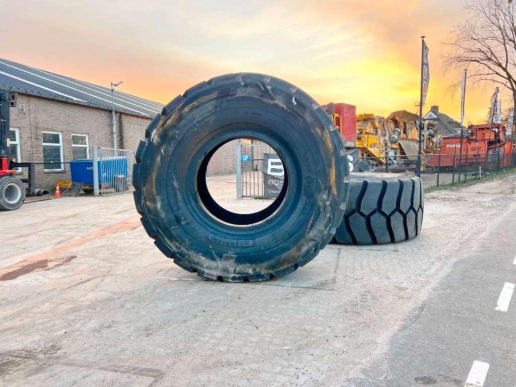 Michelin X Mine D2 45/65R45 Tyre Foto 3