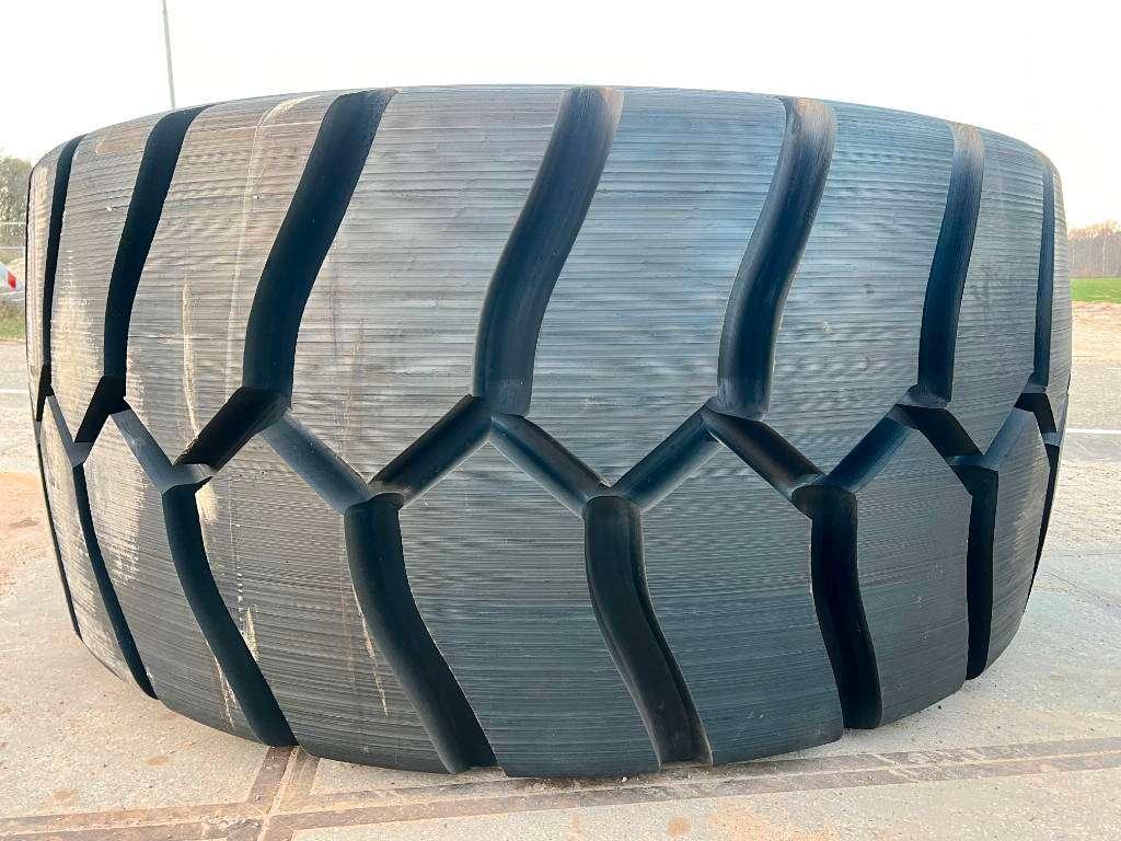 Michelin X Mine D2 45/65R45 Tyre Foto 6