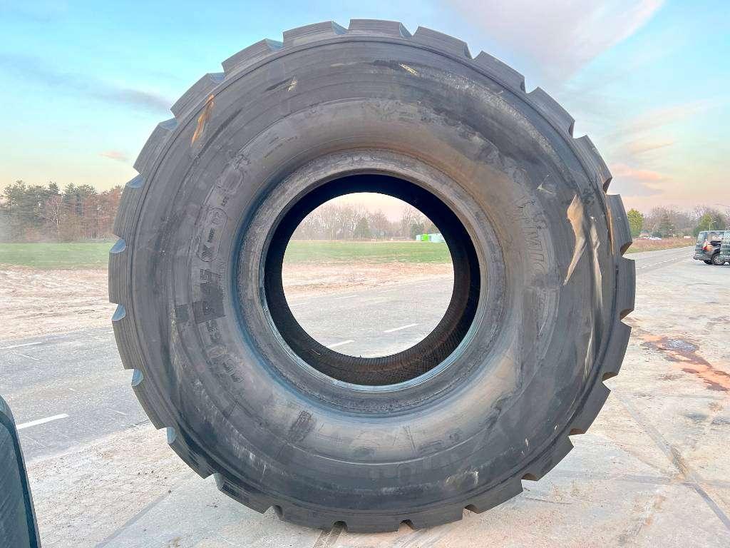 Michelin X Mine D2 45/65R45 Tyre Foto 9
