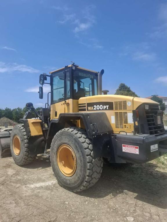 Komatsu WA200PT-5 Foto 2