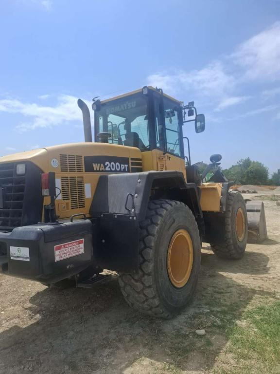 Komatsu WA200PT-5 Foto 6