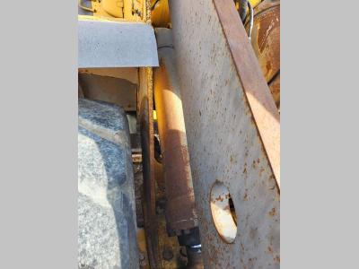 Volvo left lifting hydraulic cylinder 11107855 for Volvo L110E, L110F, L120E in vendita da Balavto