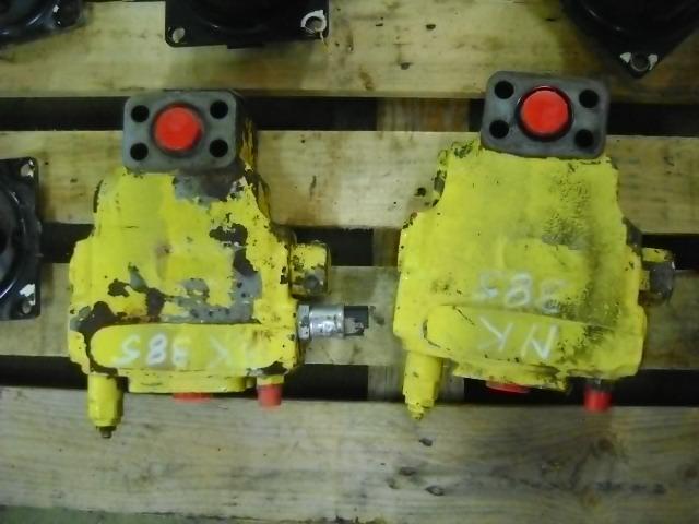Valvola anticaduta braccio (blocco) per New Holland E 385 B Foto 1