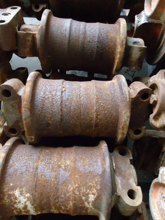 Rulli inferiori per Caterpillar 325C Foto 1