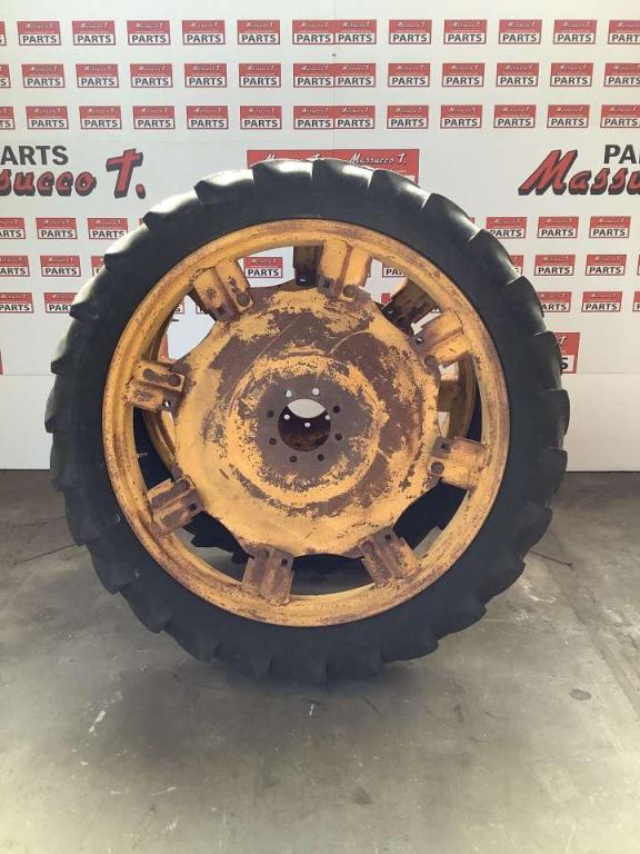 Michelin 9.5-44 Same Ford Foto 1