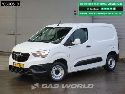 Opel Combo 75pk L1H1 Navi Airco Cruise Parkeersensoren Euro6 L1 Kompakt Airco Cruise control in vendita da BAS World B.V.