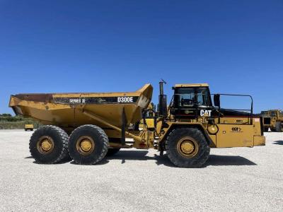 Caterpillar D300 E II