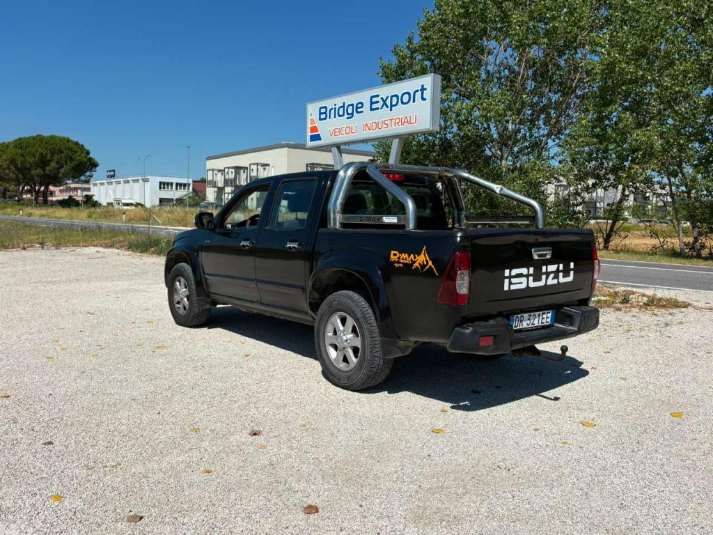 Isuzu 4X4 Foto 9