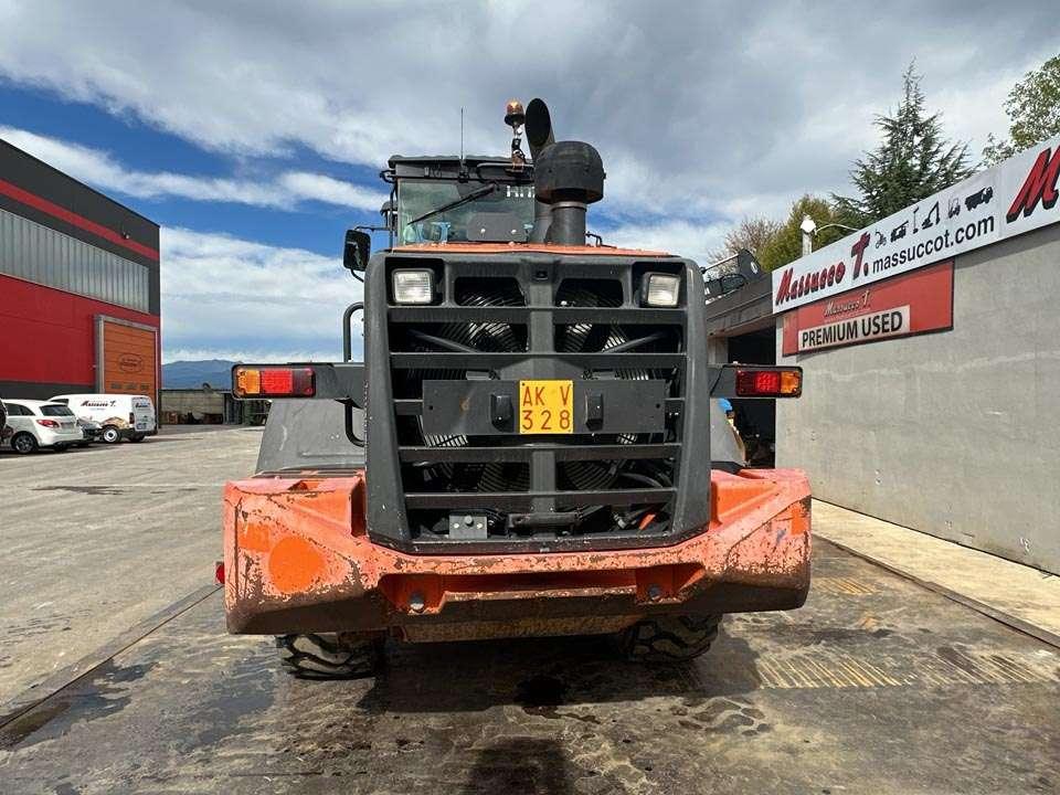 Hitachi ZW180-6 Foto 22