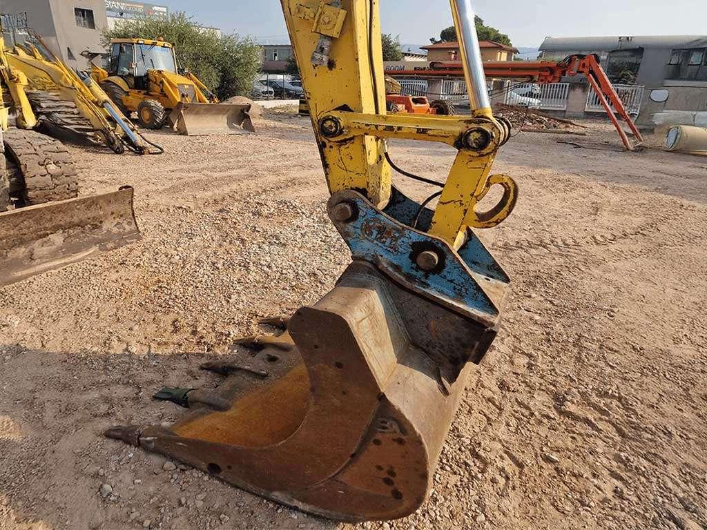 New Holland E135BSR-2 Foto 5