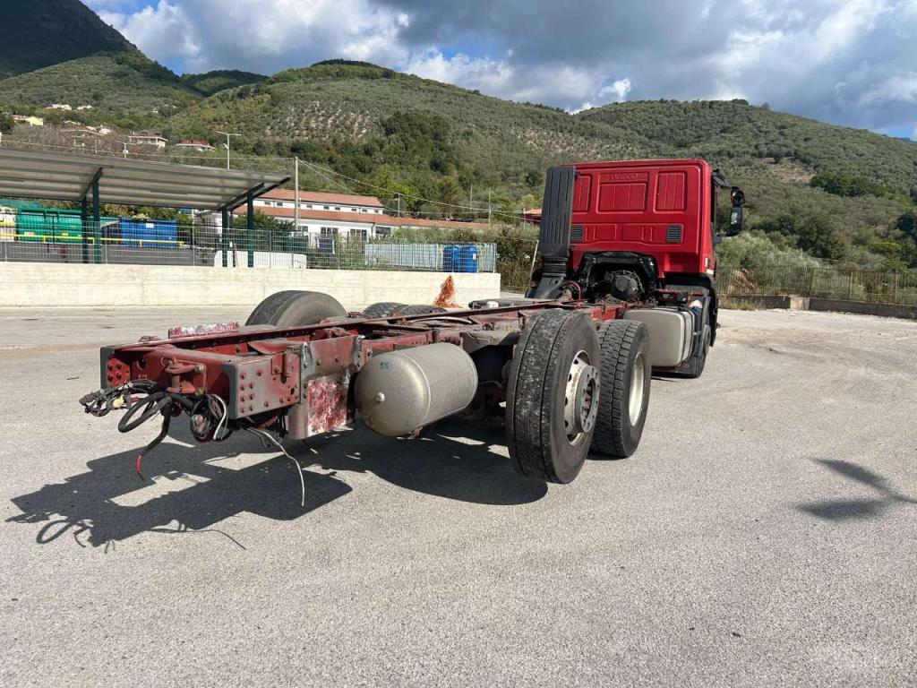 Iveco STRALIS HI-STREET 260S31 Foto 17