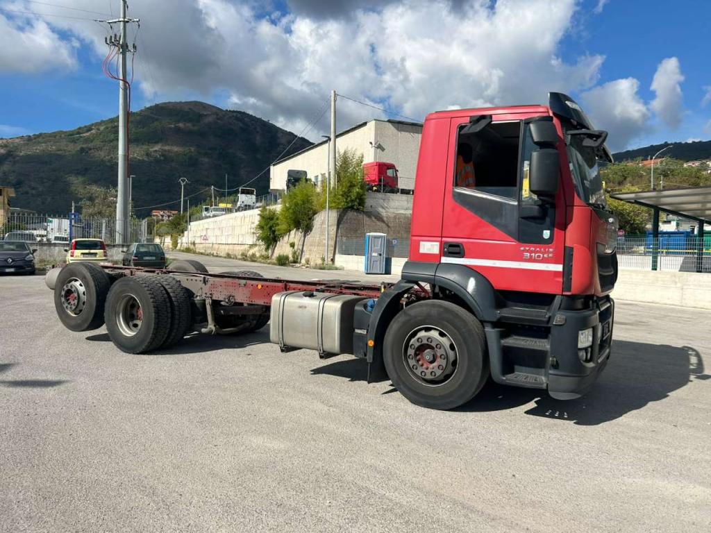 Iveco STRALIS HI-STREET 260S31 Foto 26