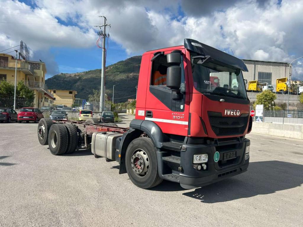 Iveco STRALIS HI-STREET 260S31 Foto 7