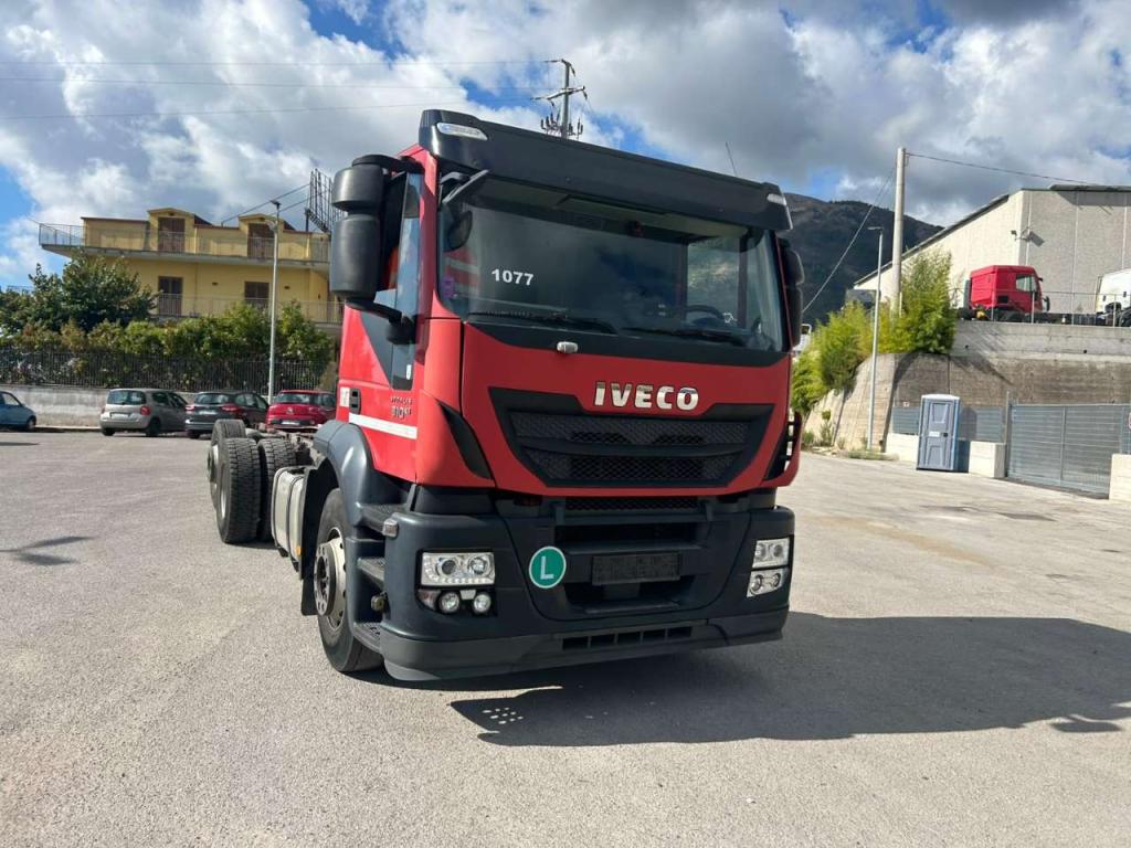 Iveco STRALIS HI-STREET 260S31 Foto 8