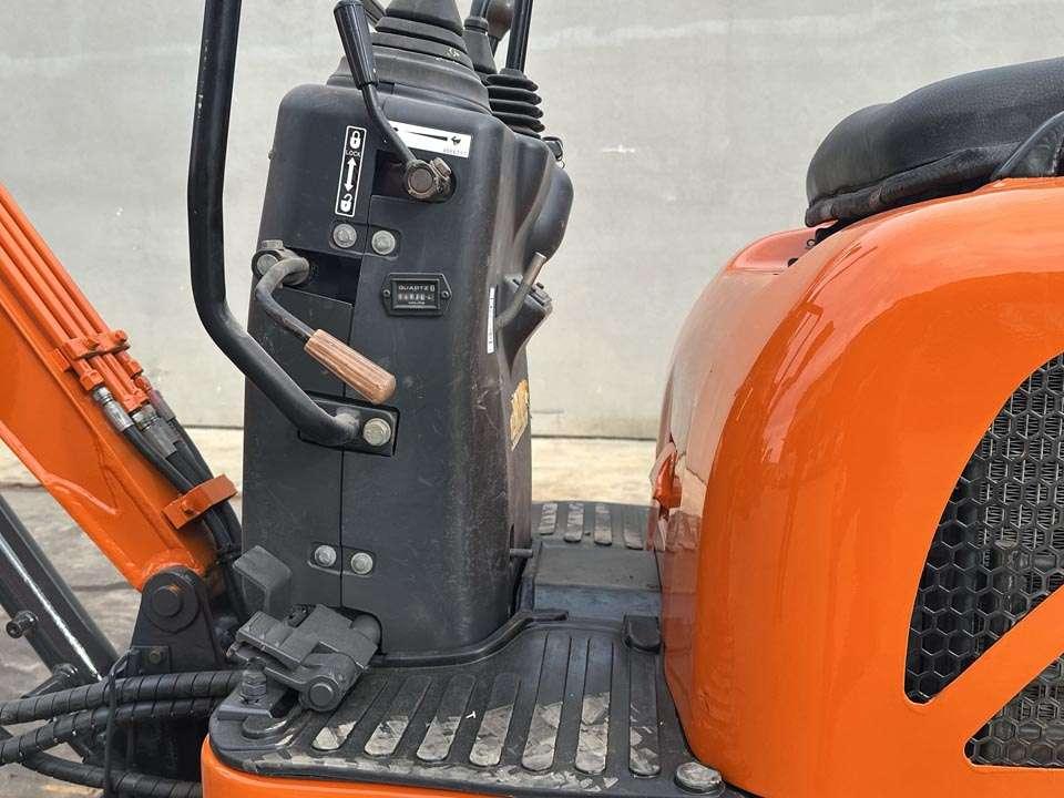 Hitachi ZX10U-2 Foto 12