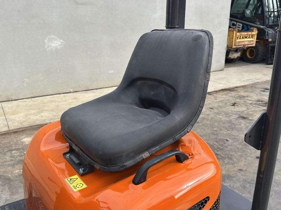 Hitachi ZX10U-2 Foto 13