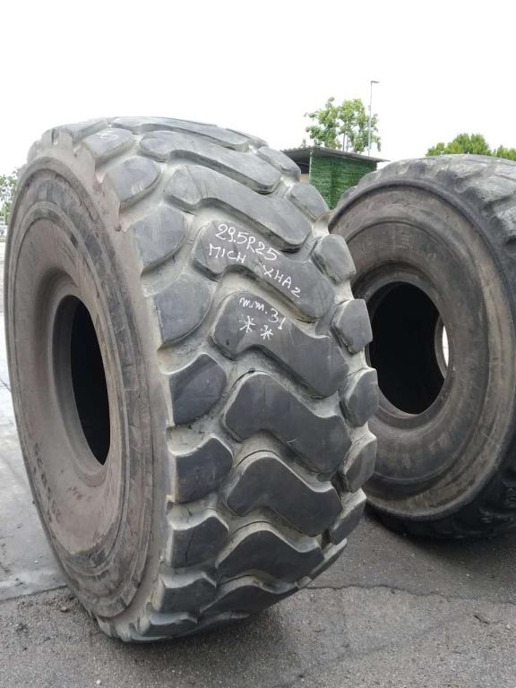 Michelin 29.5 R 25 Foto 2