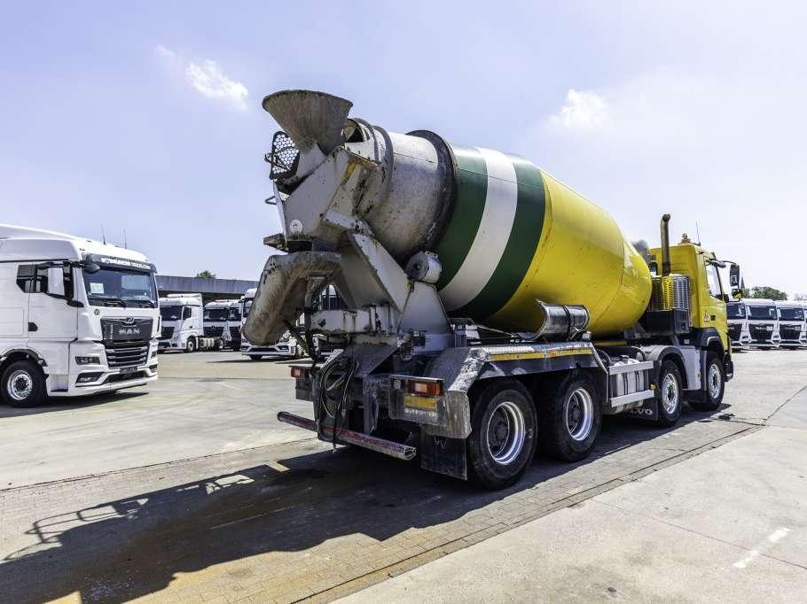 Volvo FMX 370 + LIEBHERR 10 m3 Foto 4