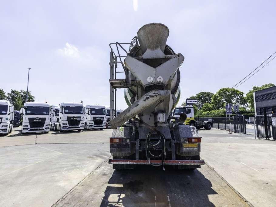 Volvo FMX 370 + LIEBHERR 10 m3 Foto 5