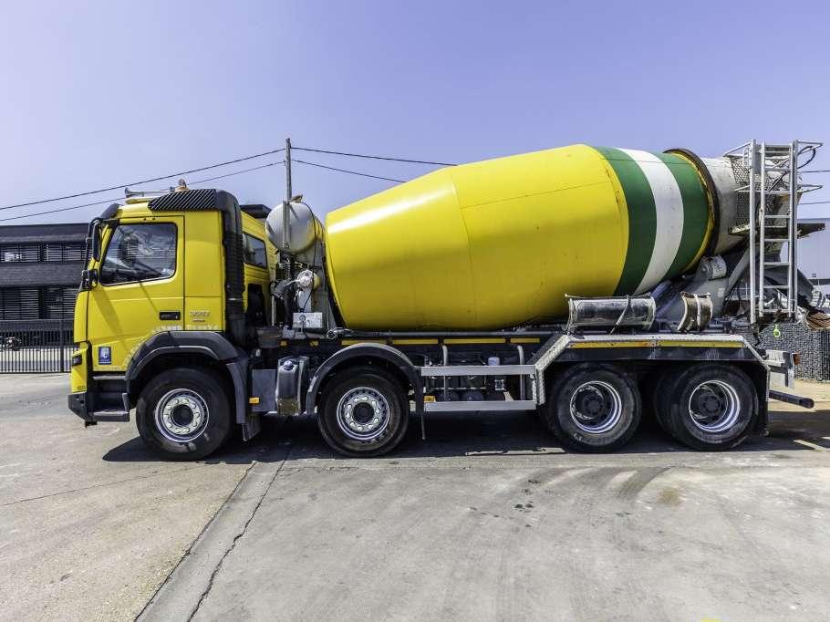 Volvo FMX 370 + LIEBHERR 10 m3 Foto 7