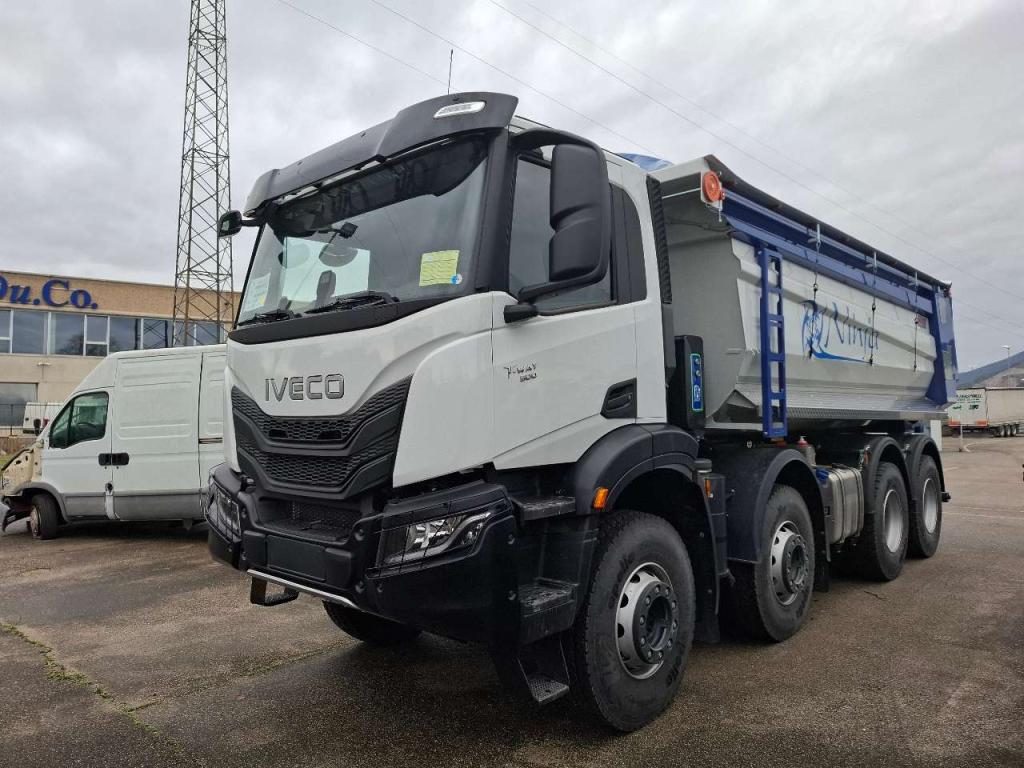 Iveco T WAY AD400T50 8X4 NEW 2024 Foto 2