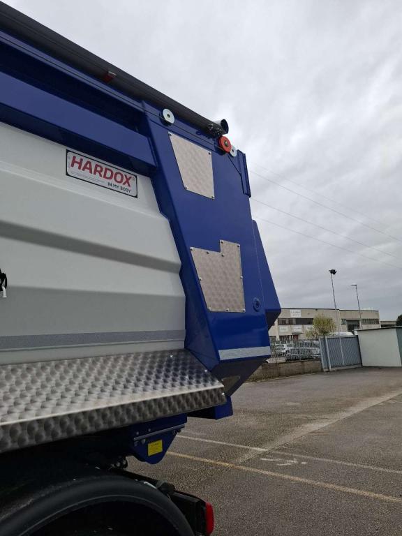Iveco T WAY AD400T50 8X4 NEW 2024 Foto 7