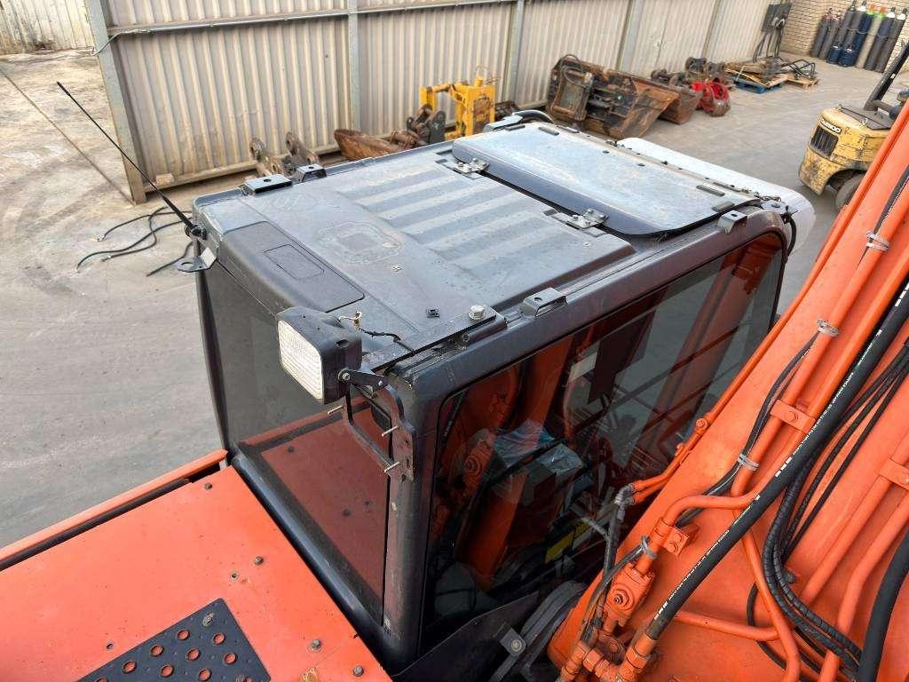 Hitachi ZX250LC-5B Long reach Foto 20
