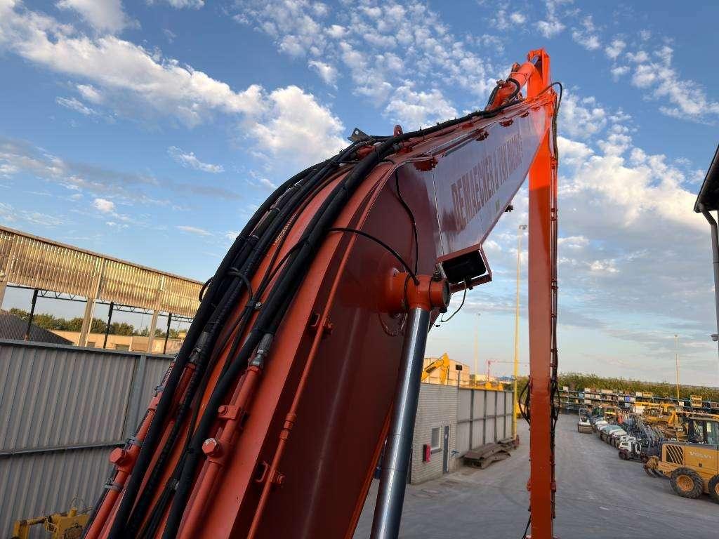 Hitachi ZX250LC-5B Long reach Foto 22