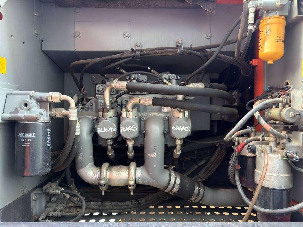 Hitachi ZX250LC-5B Long reach Foto 28