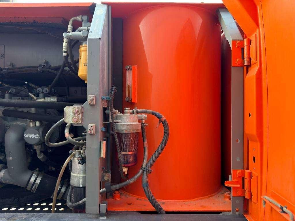 Hitachi ZX250LC-5B Long reach Foto 29